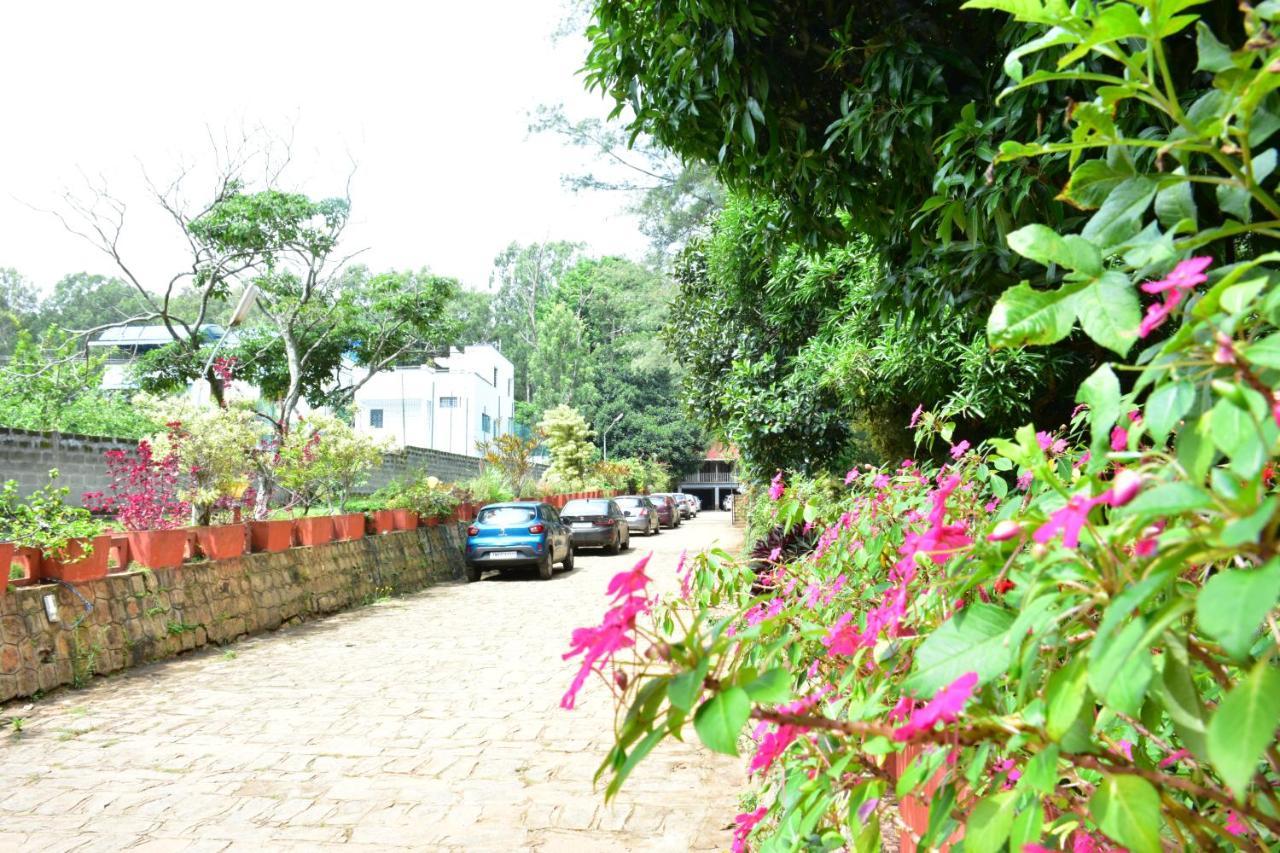 Zeenath Taj Gardens Єлагірі Екстер'єр фото