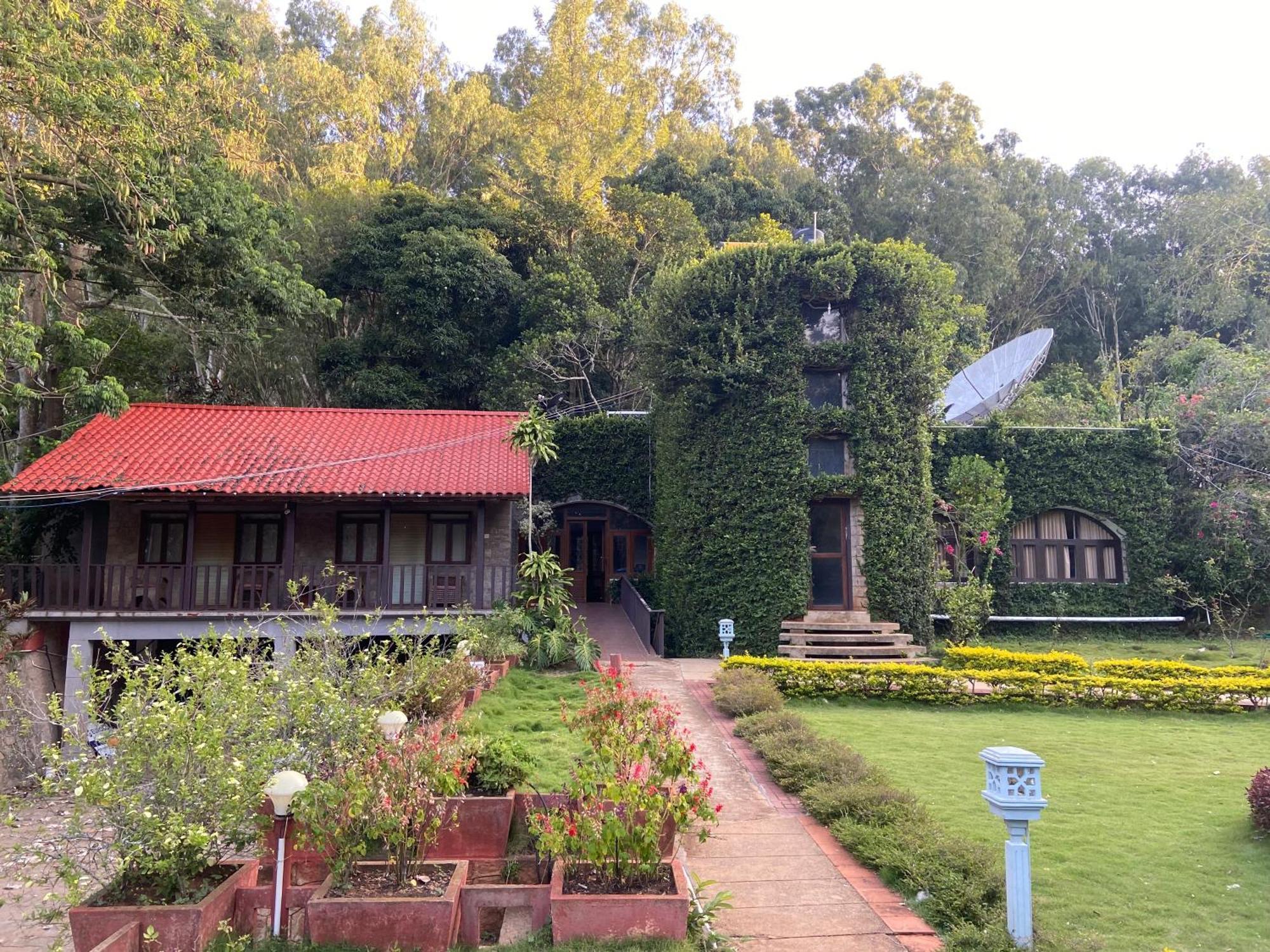 Zeenath Taj Gardens Єлагірі Екстер'єр фото